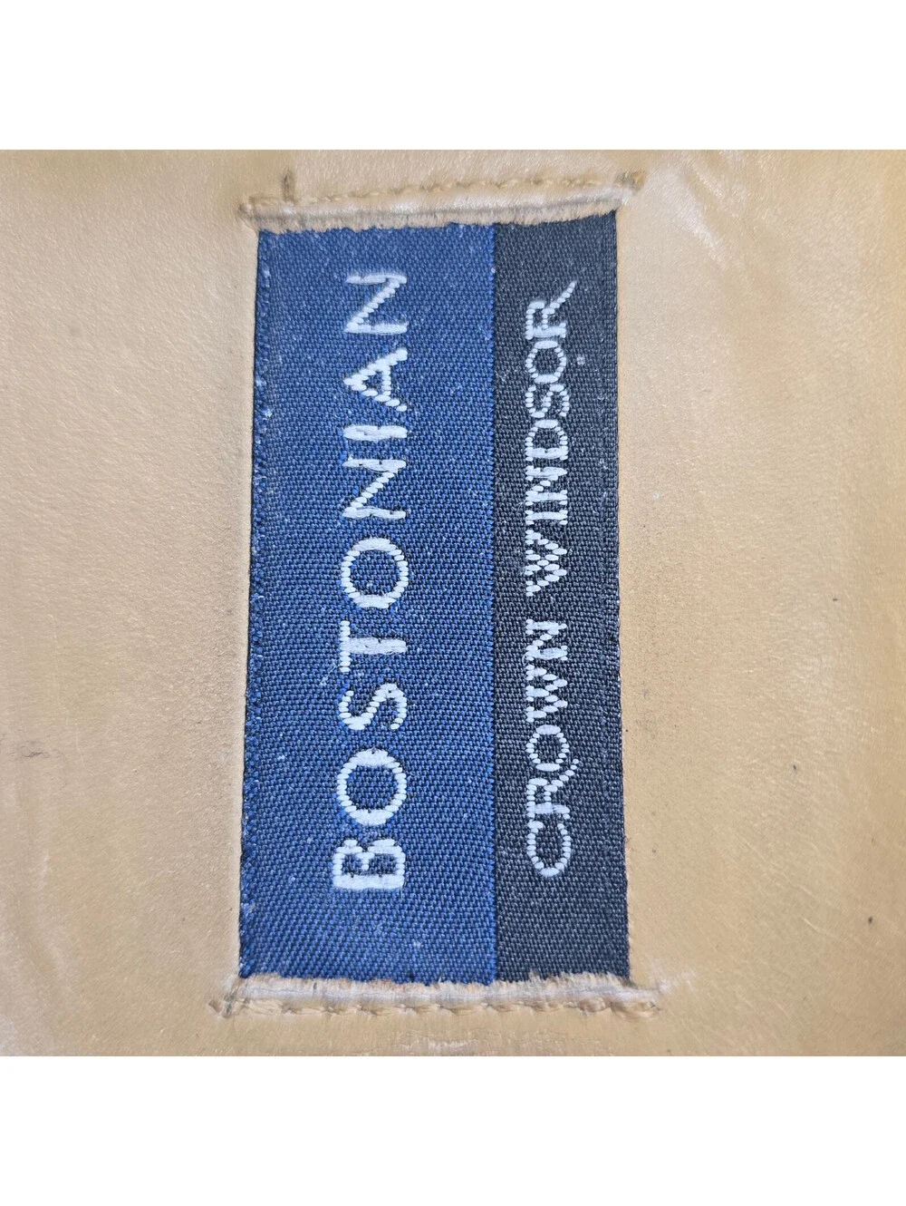 Bostonian crown windsor